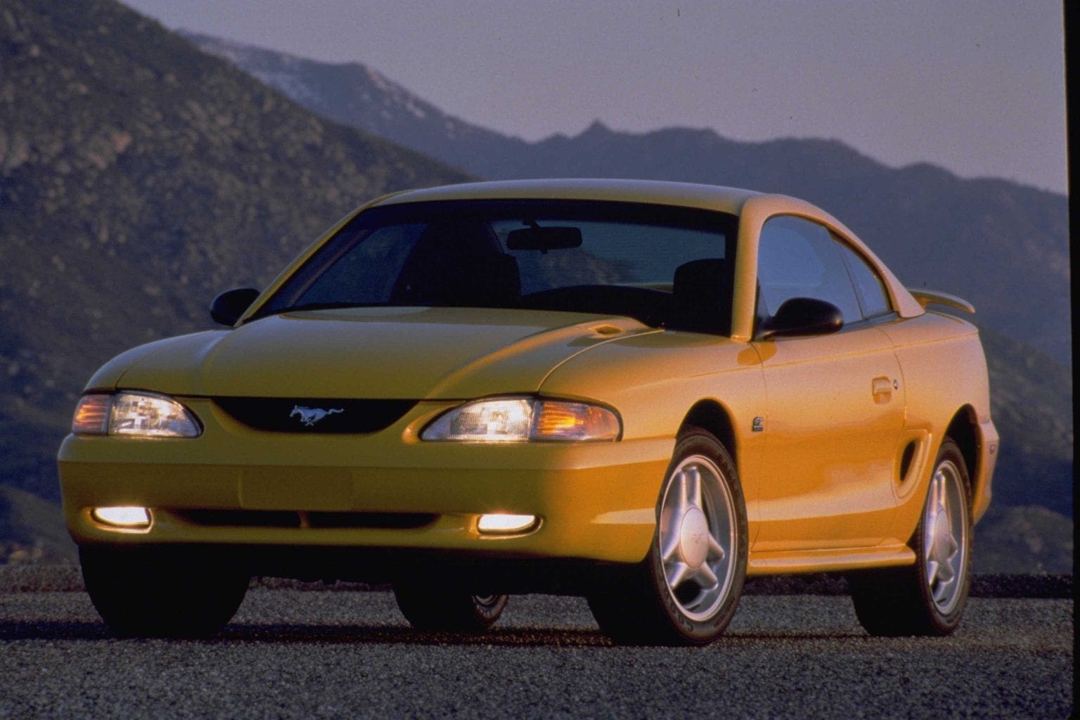 ford mustang 4 generation