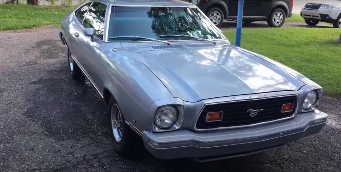 Video: 1976 Ford Mustang Mach 1 Quick Tour - Mustang Specs