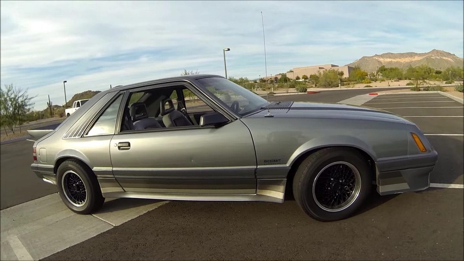 Video: 1985 Saleen Mustang Full Tour + Test Drive - Mustang Specs