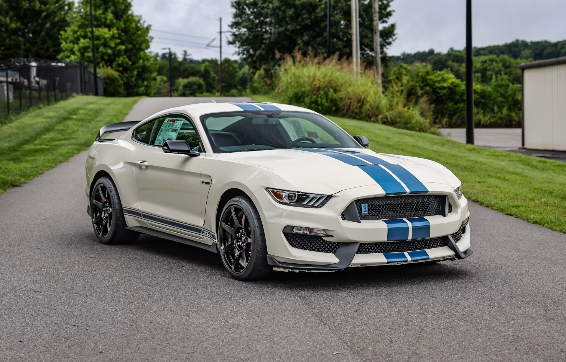 2020-Ford-Mustang-Shelby-GT350R